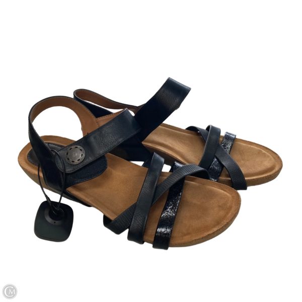 Sandals Flats By Sofft In Black, Size: 11 For Discount - Image 2
